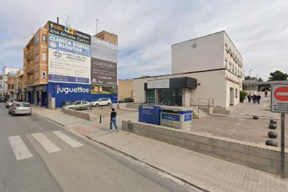 Centro Seguridad Social INSS Requena Nº8